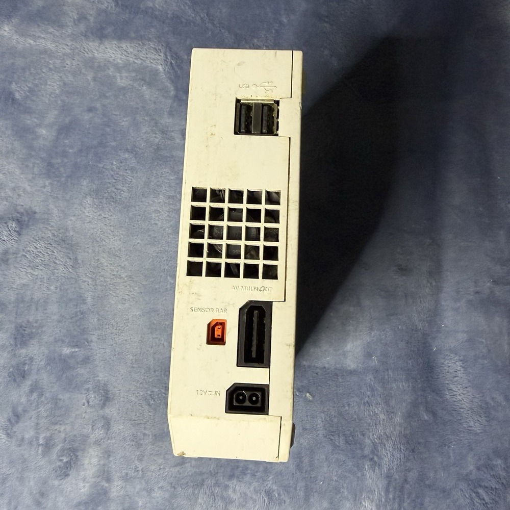Nintendo Wii Console Only Rvl-001 - Picture 6 of 10